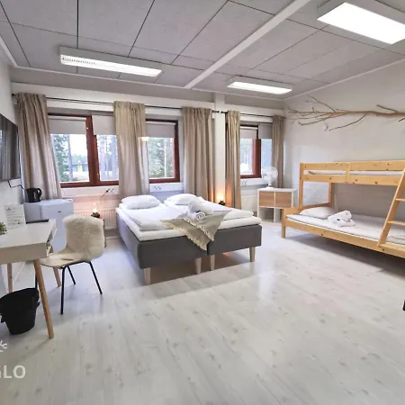 Goiglo & Hotel 4*