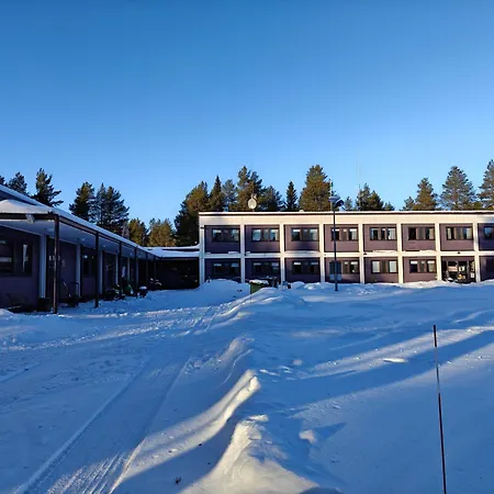 Goiglo & Hotel 4*